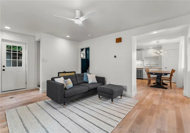 Photo 2 of Single family home for sale at 58 Sterling St, Pittsburgh, PA 15203 | MLS# 1762411 | Listing updated on 2026-10-04