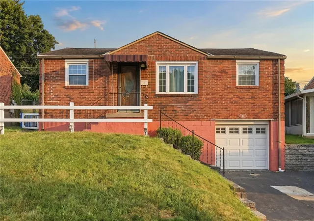 Photo 1 of Single family home for sale at 181 Castle Rd, Castle Shannon, PA 15234 | MLS# 1763230 | Listing updated on 2026-08-18