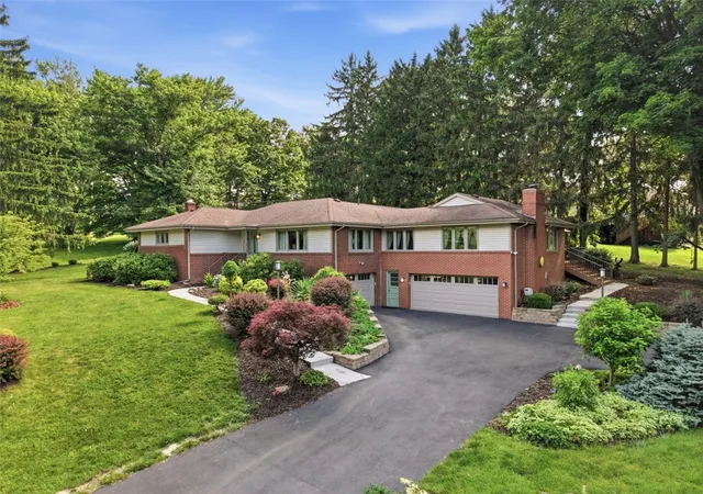 Photo 3 of Sale Pending at 111 Cedar Dr, Peters Twp, PA 15317 | MLS# 1763538 | Listing updated on 2026-08-27