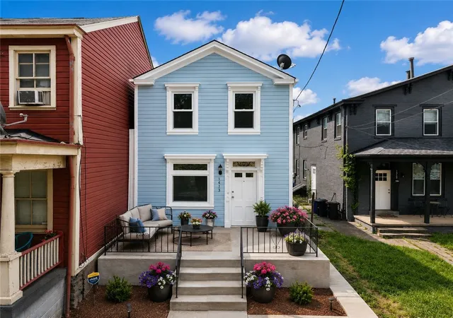 Photo 1 of Single family home for sale at 1413 Columbus Ave, Manchester, PA 15233 | MLS# 1763702 | Listing updated on 2026-08-30