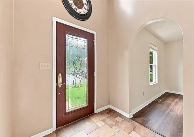 Photo 5 of Single family home for sale at 457 Lynn Ann Dr, New Kensington, PA 15068 | MLS# 1763926 | Listing updated on 2026-08-21