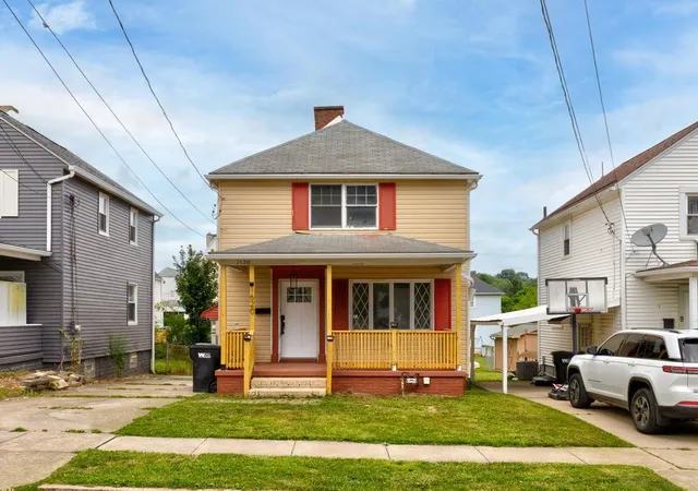 Photo 1 of Single family home for sale at 1620 Mcminn St, Aliquippa, PA 15001 | MLS# 1764023 | Listing updated on 2026-08-23