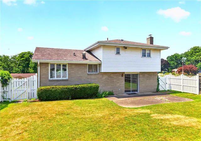 Photo 2 of Sale Pending at 203 Halsey Dr, Mc Keesport, PA 15132 | MLS# 1763591 | Listing updated on 2026-08-26