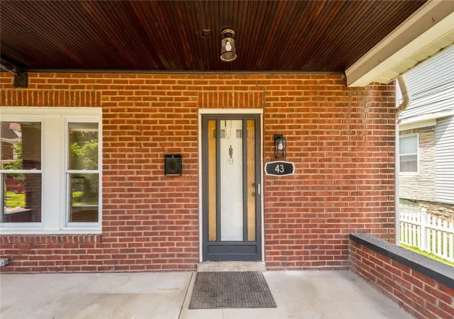 Photo 2 of Single family home for sale at 43 Evans Ave, Ingram, PA 15205 | MLS# 1763992 | Listing updated on 2026-08-27