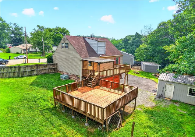 Photo 3 of Single family home for sale at 2645 Keats Dr, South Park, PA 15129 | MLS# 1764048 | Listing updated on 2026-08-25