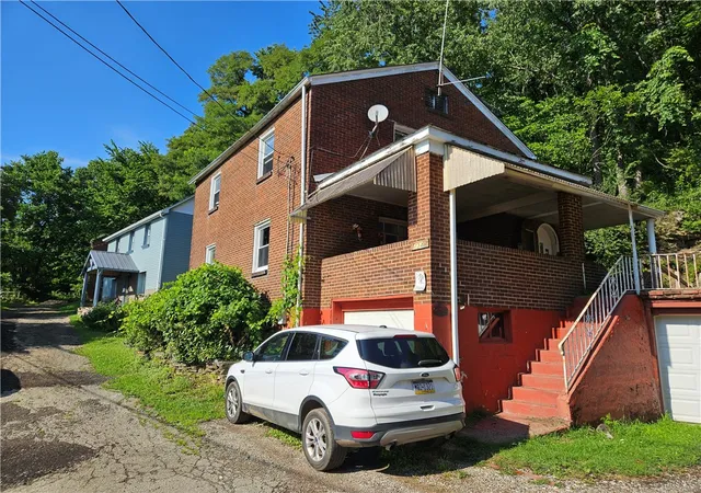 Single family home for sale at 434 Oregon Ave, Glassport, PA 15045 | MLS# 1764185