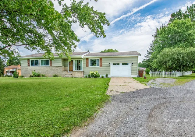 Photo 1 of Sale Pending at 83 Edgewood Dr, Pymatuning Twp, PA 16125 | MLS# 1763801 | Listing updated on 2026-08-09