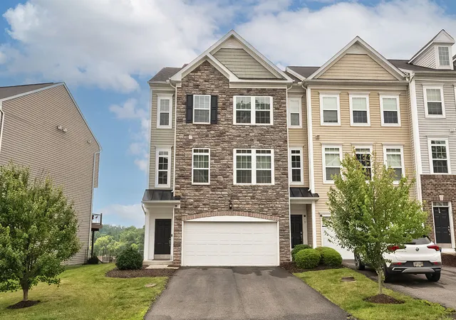 Photo 1 of Townhouse for sale at 17 Remington Dr, Chartiers, PA 15301 | MLS# 1764365 | Listing updated on 2026-08-22
