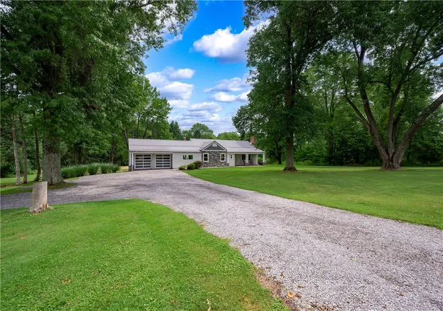 Photo 3 of Single family home for sale at 2763 Mercer Butler Pike, Grove City, PA 16127 | MLS# 1764356 | Listing updated on 2026-08-22