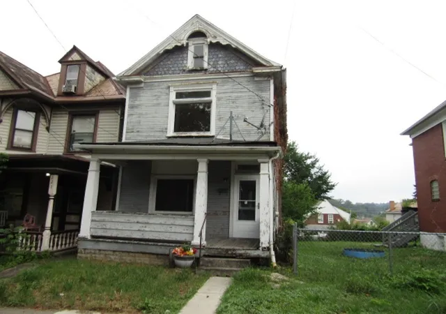 Photo 1 of Single family home for sale at 223 N 2nd Street, Jeannette, PA 15644 | MLS# 1764307 | Listing updated on 2026-08-25