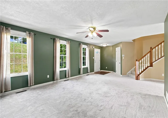 Photo 5 of Townhouse for sale at 104 Castle View Dr, Mc Kees Rocks, PA 15136 | MLS# 1763097 | Listing updated on 2026-08-23