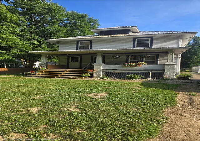 Photo 3 of Single family home for sale at 75 Sherrard Ave, Greenville, PA 16125 | MLS# 1764227 | Listing updated on 2026-08-10