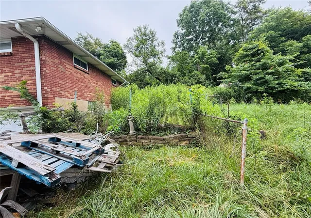 Photo 3 of Single family home for sale at 1060 Lawndale, Homewood Brushton, PA 15221 | MLS# 1763242 | Listing updated on 2026-10-03