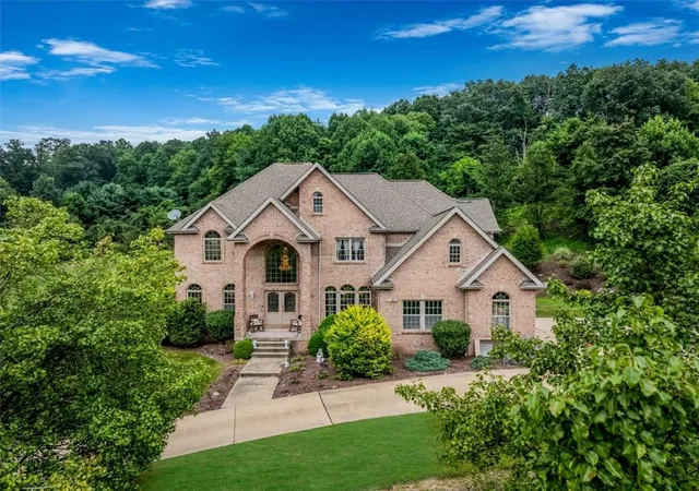 Photo 1 of Single family home for sale at 3513 Lashan Dr, Murrysville, PA 15668 | MLS# 1764580 | Listing updated on 2026-08-19