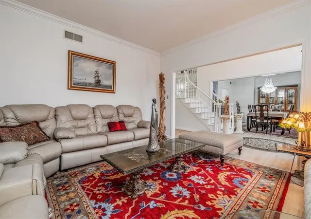 Photo 3 of Single family home for sale at 3513 Lashan Dr, Murrysville, PA 15668 | MLS# 1764580 | Listing updated on 2026-08-19