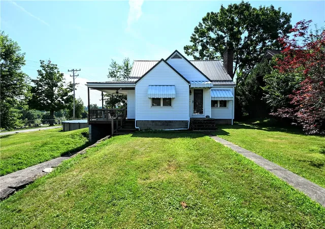 Photo 1 of Single family home for sale at 120 Reed Ave, Rostraver, PA 15012 | MLS# 1764447 | Listing updated on 2026-08-28