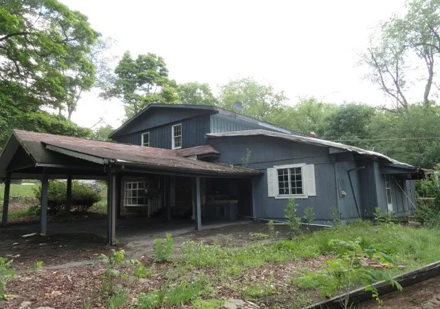 Single family home for sale at 303 Lemmon Holw Rd, Kittanning, PA 16201 | MLS# 1764757