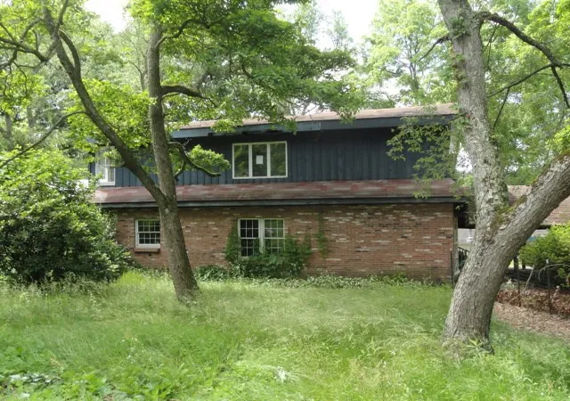 Photo 3 of Single family home for sale at 303 Lemmon Holw Rd, Kittanning, PA 16201 | MLS# 1764757 | Listing updated on 2026-08-18