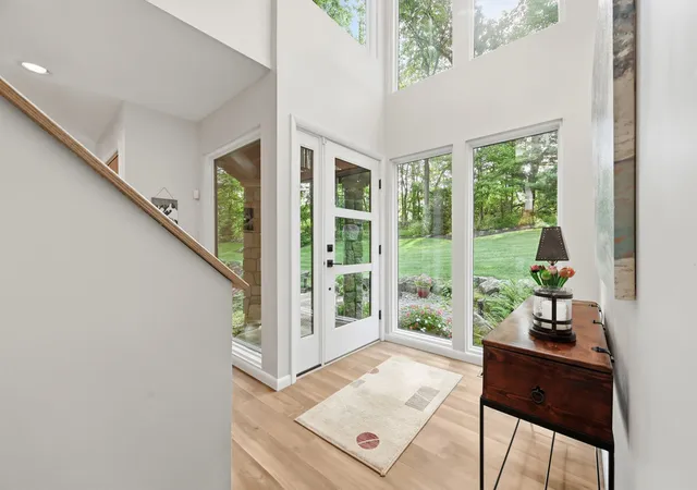Photo 3 of Sale Pending at 313 Bridge Brk Ln, Wexford, PA 15090 | MLS# 1764963 | Listing updated on 2026-08-25