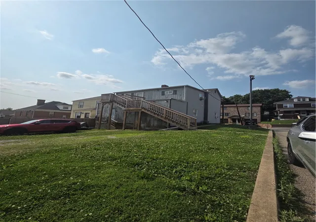 Listing Photo 5 - Condo for sale in building located at 23 W College St, Canonsburg, PA 15317