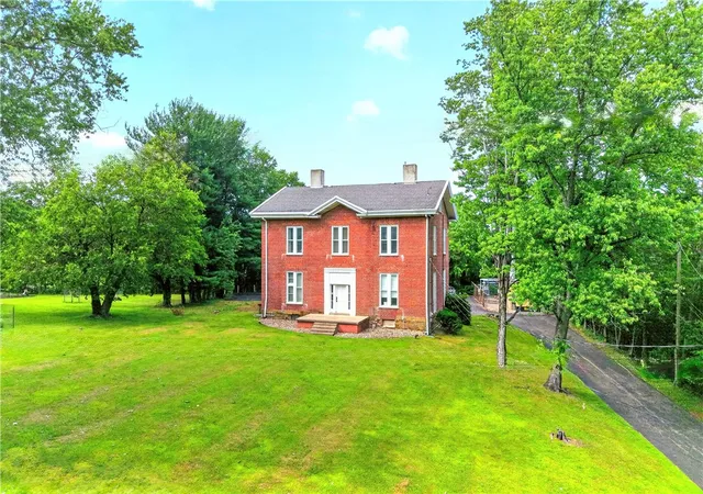 Photo 3 of Multi family home for sale at 210 Tollgate Hl Rd, Greensburg, PA 15601 | MLS# 1765094 | Listing updated on 2026-08-18