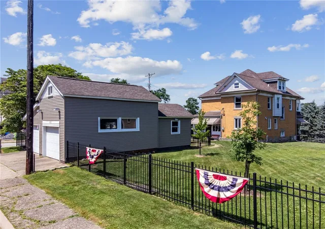 Photo 1 of Sale Pending at 400 Carothers Ave, Scott Twp, PA 15106 | MLS# 1764664 | Listing updated on 2026-09-18
