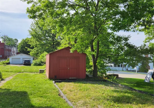 Photo 3 of Single family home for sale at 108 S Market St, Ligonier Boro, PA 15658 | MLS# 1765206 | Listing updated on 2026-08-20