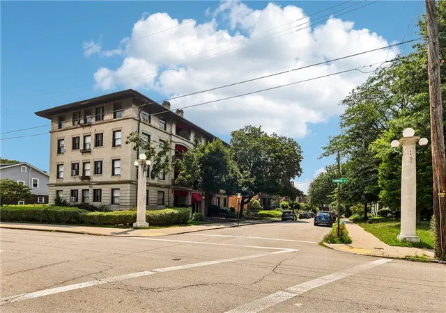 Photo 5 of Condo for sale at 622 Whitney Ave #2, Regent Square, PA 15221 | MLS# 1765214 | Listing updated on 2026-08-25