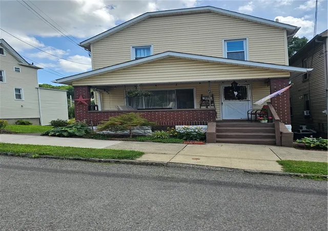 Photo 1 of Sale Pending at 829 Vermont Ave, Glassport, PA 15045 | MLS# 1765215 | Listing updated on 2026-08-17