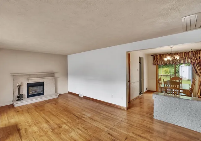 Photo 3 of Single family home for sale at 421 Orchard Dr, Pleasant Hills, PA 15236 | MLS# 1765090 | Listing updated on 2026-09-27