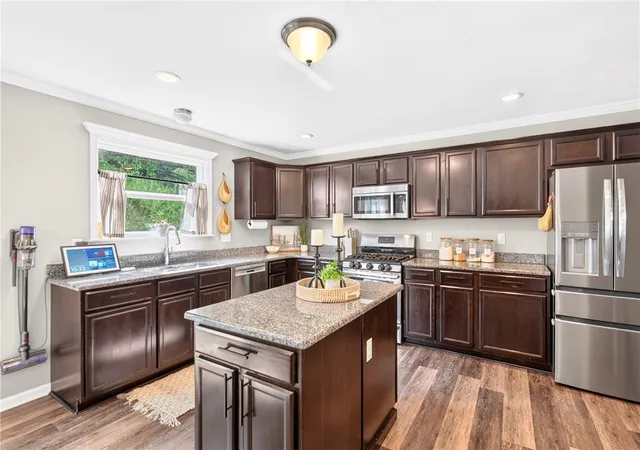 Photo 4 of Sale Pending at 259 Foxwood, Moon/crescent Twp, PA 15108 | MLS# 1764853 | Listing updated on 2026-08-26