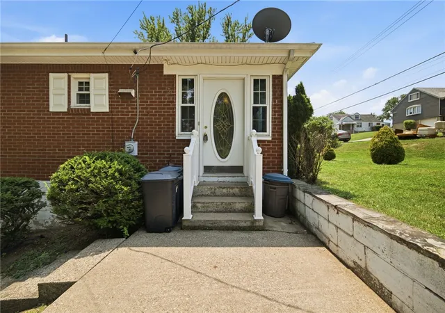 Photo 3 of Sale Pending at 211 East Ave, West Mifflin, PA 15122 | MLS# 1764957 | Listing updated on 2026-09-15