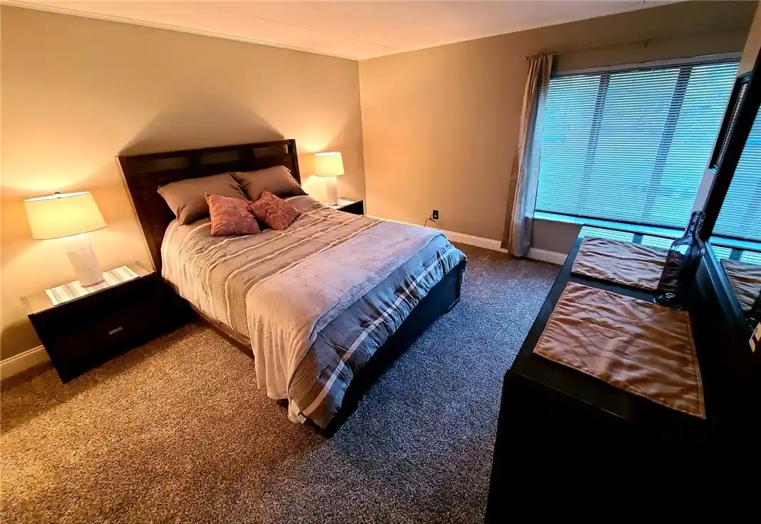 Listing Photo 13 - Condo for sale in 1335 Forest Grn Dr located at 1335 Forest Grn Dr, Coraopolis, PA 15108 - Unit 1335 Forest Green Dr