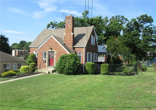 Photo 3 of Single family home for sale at 4814 Roberta Dr, Whitehall, PA 15236 | MLS# 1765438 | Listing updated on 2026-09-22