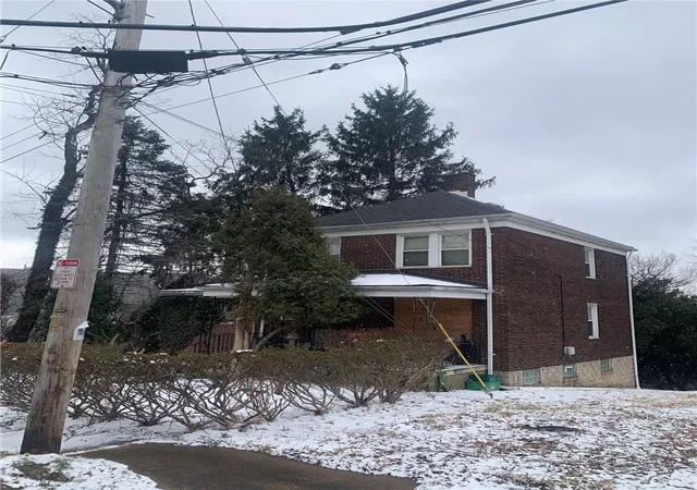 Photo 2 of Sale Pending at 1118 Sherman St, Pittsburgh, PA 15221 | MLS# 1765270 | Listing updated on 2026-08-17