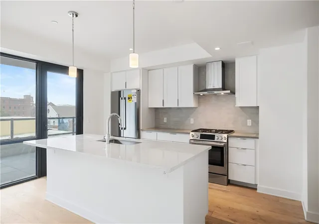 Photo 4 of Condo for sale at 2330 Penn Ave #304, Pittsburgh, PA 15222 | MLS# 1765238 | Listing updated on 2026-08-26