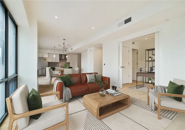 Photo 5 of Condo for sale at 2330 Penn Ave #304, Pittsburgh, PA 15222 | MLS# 1765238 | Listing updated on 2026-08-26