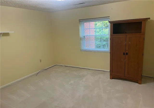 Photo 5 of Condo for sale at 2850 Edgecliff Rd #36, New Kensington, PA 15068 | MLS# 1765503 | Listing updated on 2026-08-17