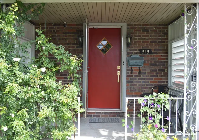 Photo 3 of Single family home for sale at 515 Bigelow St, Greenfield, PA 15207 | MLS# 1765546 | Listing updated on 2026-10-06