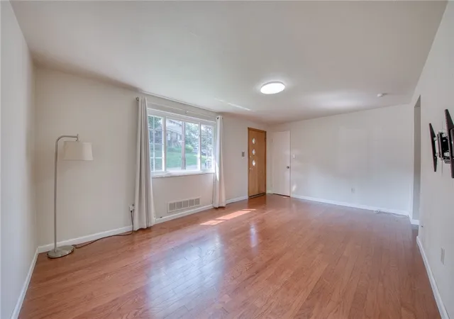 Photo 2 of Single family home for sale at 110 Clearfield Pl, Sheraden, PA 15204 | MLS# 1765625 | Listing updated on 2026-10-04