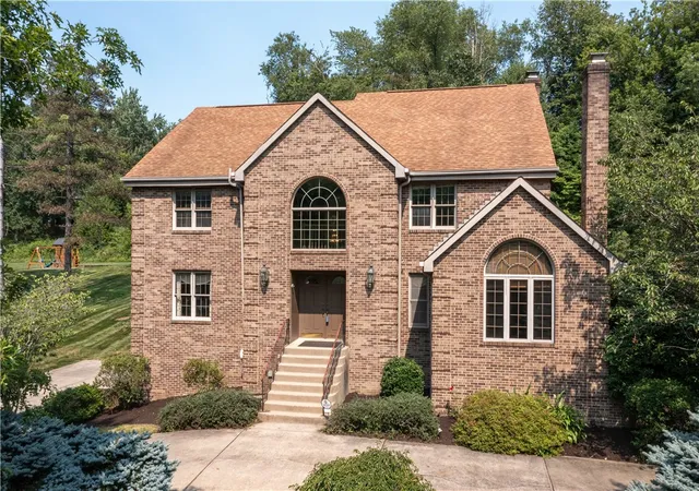 Photo 1 of Single family home for sale at 118 Wedgewood Dr, Richland, PA 15044 | MLS# 1765180 | Listing updated on 2026-08-25