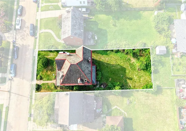 Photo 2 of Sale Pending at 81 Linshaw Ave, Ingram, PA 15205 | MLS# 1765427 | Listing updated on 2026-08-26