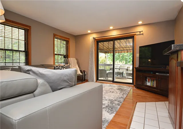 Photo 4 of Single family home for sale at 516 Donatello, Irwin, PA 15642 | MLS# 1765839 | Listing updated on 2026-08-22