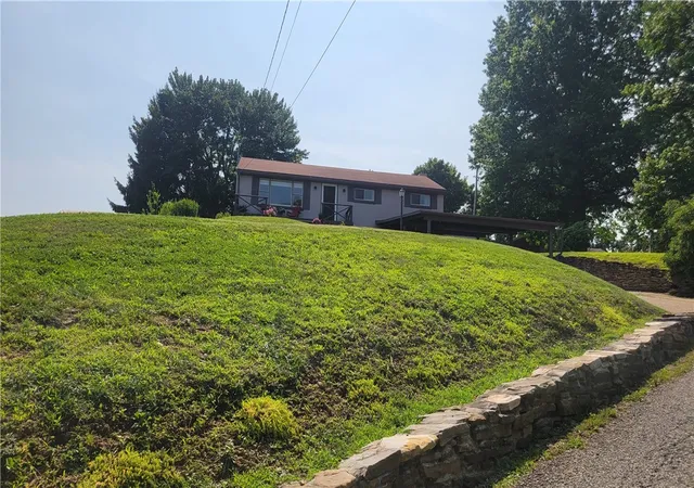 Photo 3 of Sale Pending at 184 Frye Farm Rd, Unity Twp, PA 15601 | MLS# 1765901 | Listing updated on 2026-08-17