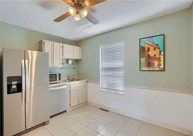 Photo 3 of Townhouse for sale at 1402 Timberglen Dr, North Fayette, PA 15126 | MLS# 1766065 | Listing updated on 2026-10-02