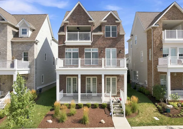 Photo 1 of Single family home for sale at 7 Carolina Ave, Oakmont, PA 15139 | MLS# 1766067 | Listing updated on 2026-08-25