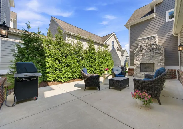 Photo 4 of Single family home for sale at 7 Carolina Ave, Oakmont, PA 15139 | MLS# 1766067 | Listing updated on 2026-08-25
