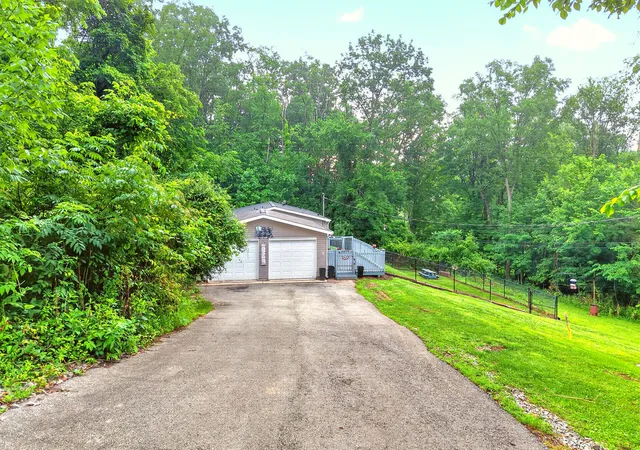 Photo 2 of Manufactured home for sale at 716 Hamilton Ave, Rostraver, PA 15012 | MLS# 1766093 | Listing updated on 2026-10-06