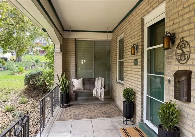 Photo 4 of Single family home for sale at 6016 Wellesley Ave, Highland Park, PA 15206 | MLS# 1765811 | Listing updated on 2026-08-21