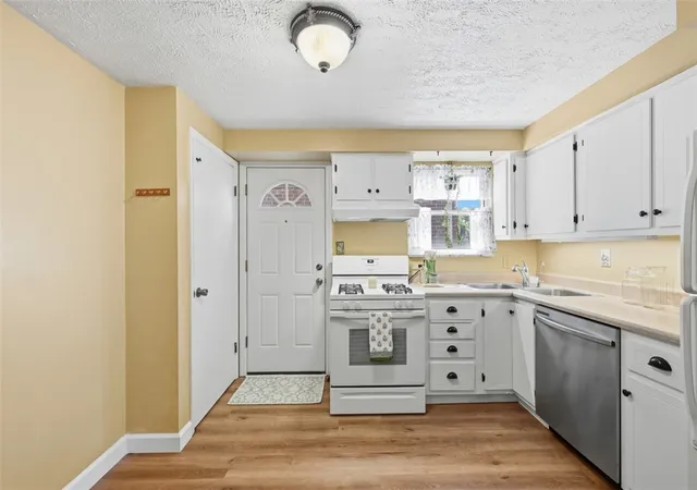 Photo 3 of Single family home for sale at 1611 Trinity St, Stanton Heights, PA 15206 | MLS# 1766188 | Listing updated on 2026-08-23